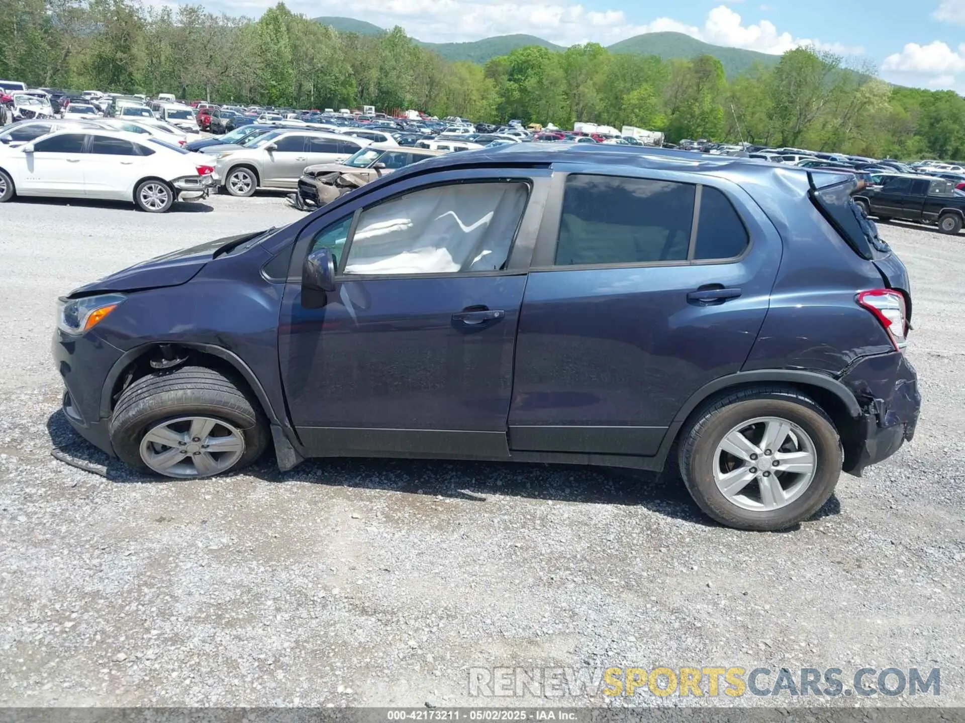 15 Photograph of a damaged car 3GNCJNSB2KL237382 CHEVROLET TRAX 2019