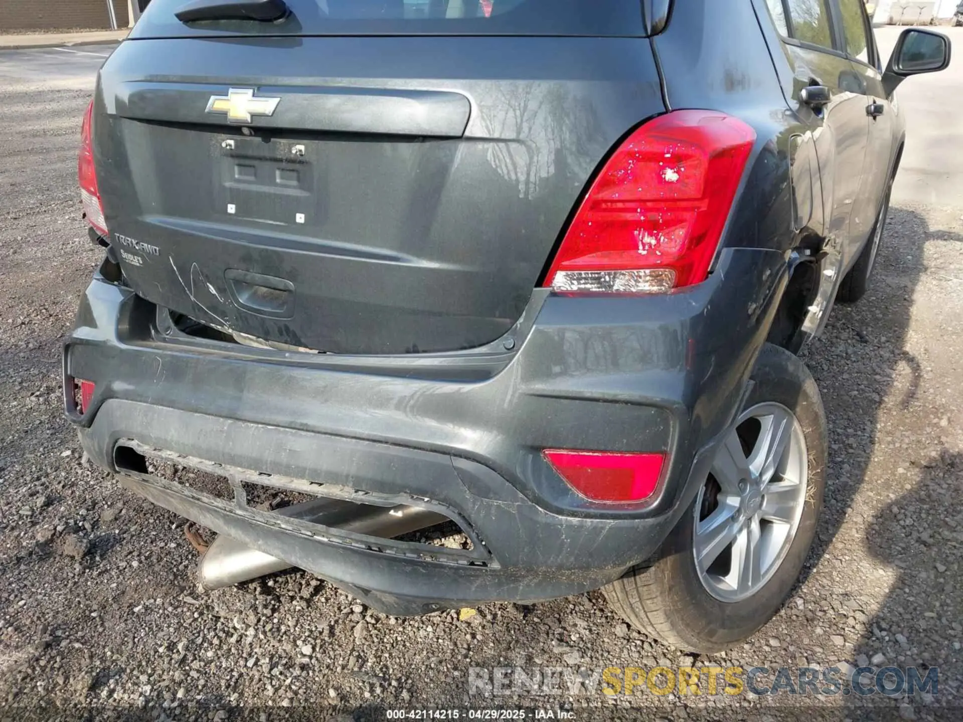 20 Photograph of a damaged car 3GNCJNSB2KL282967 CHEVROLET TRAX 2019