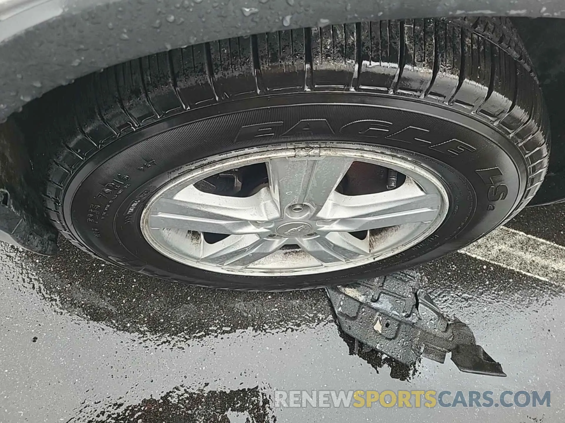 36 Photograph of a damaged car 3GNCJNSB3KL238752 CHEVROLET TRAX 2019