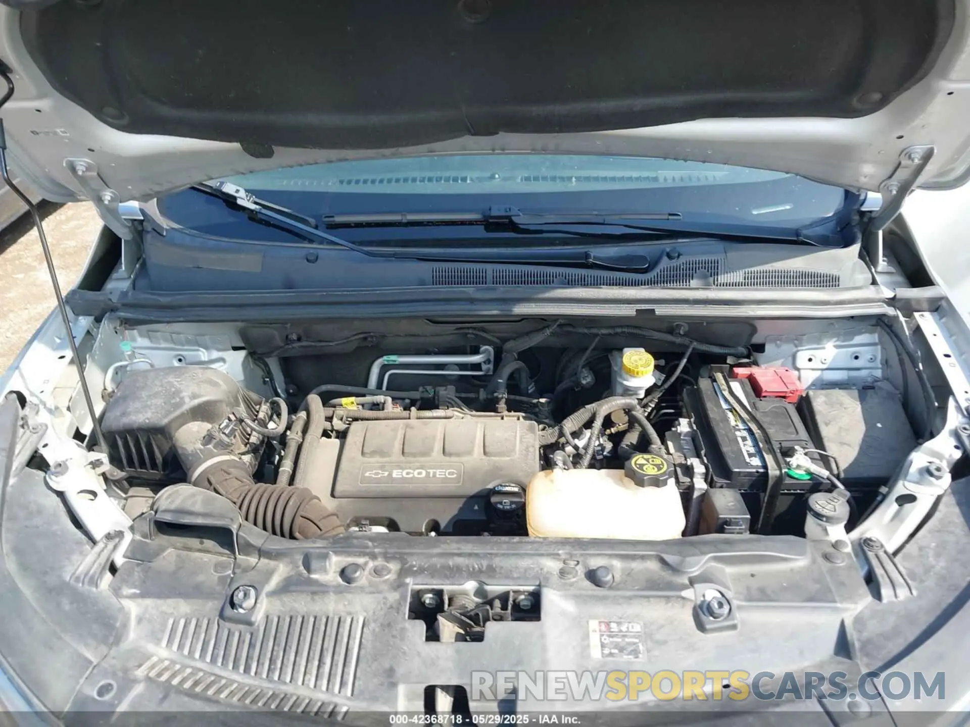 10 Photograph of a damaged car 3GNCJNSB4KL173930 CHEVROLET TRAX 2019