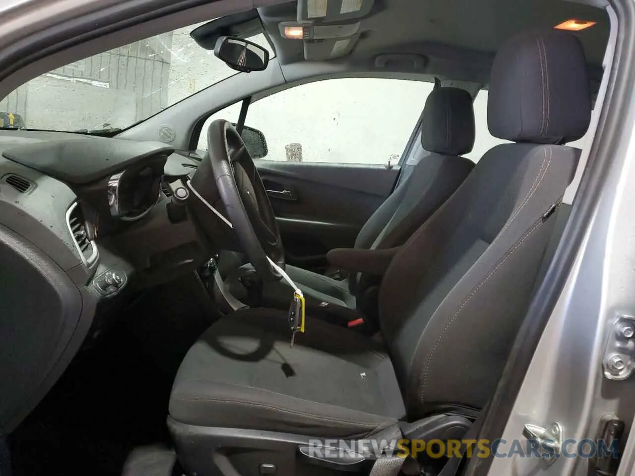 7 Photograph of a damaged car 3GNCJNSB4KL231406 CHEVROLET TRAX 2019