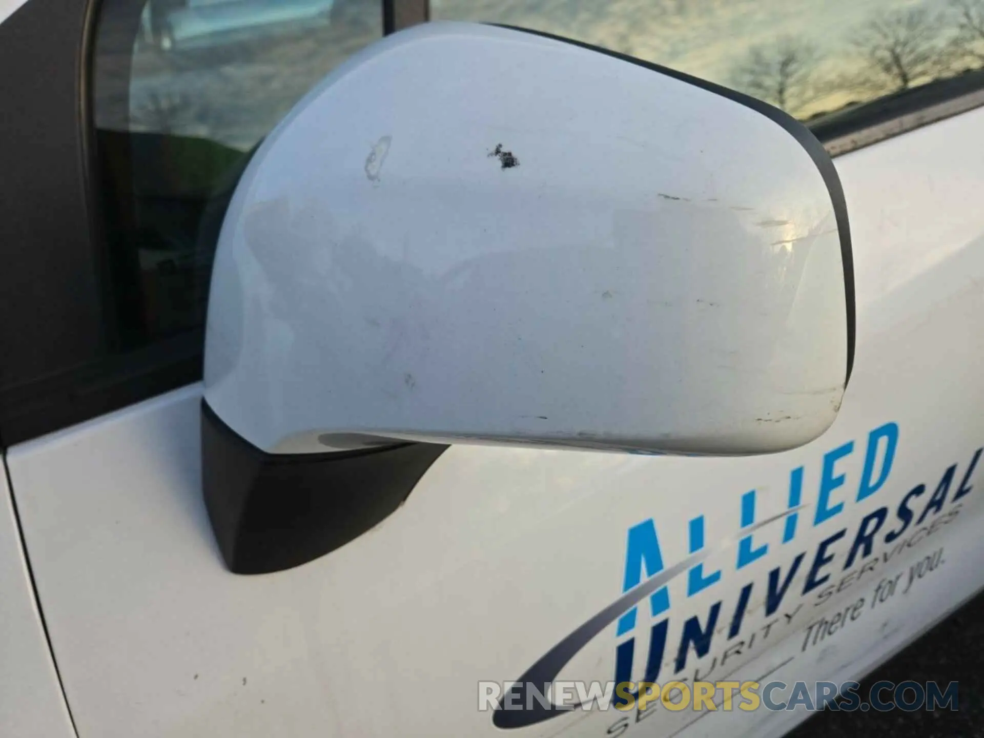 10 Photograph of a damaged car 3GNCJNSB5KL189361 CHEVROLET TRAX 2019