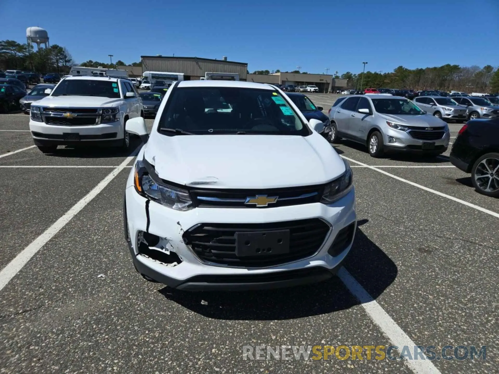 38 Photograph of a damaged car 3GNCJNSB5KL189361 CHEVROLET TRAX 2019