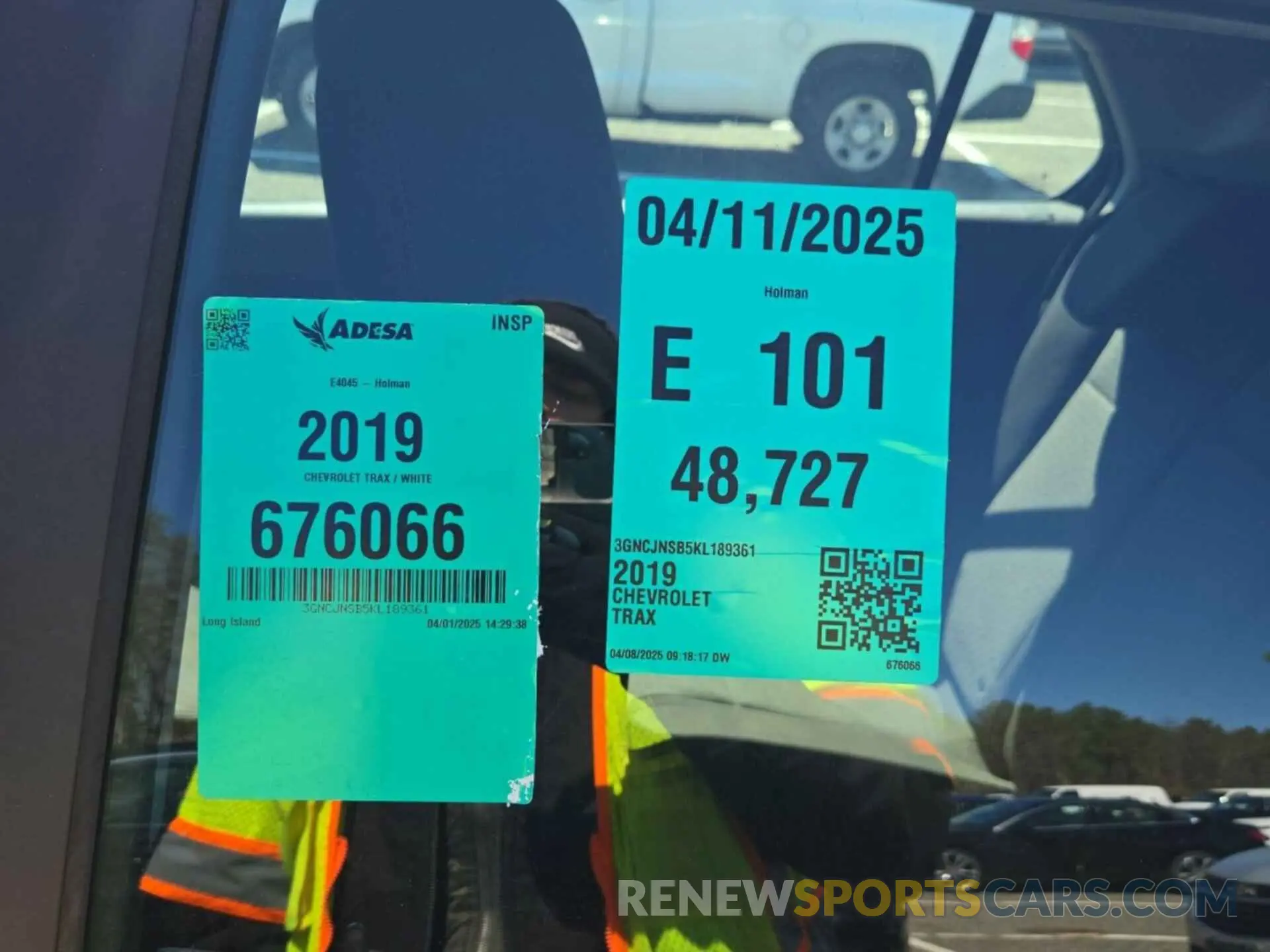 4 Photograph of a damaged car 3GNCJNSB5KL189361 CHEVROLET TRAX 2019