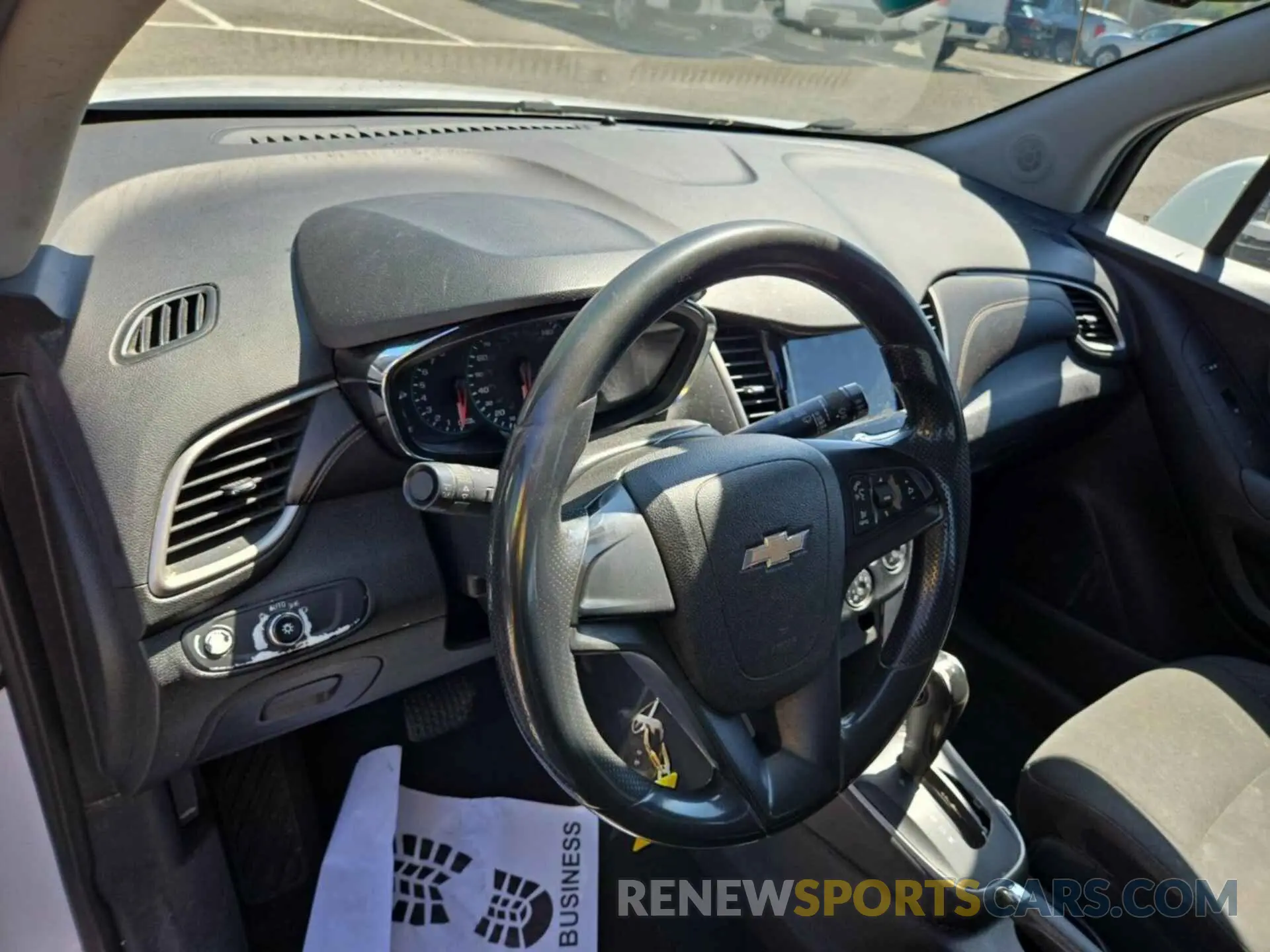 49 Photograph of a damaged car 3GNCJNSB5KL189361 CHEVROLET TRAX 2019