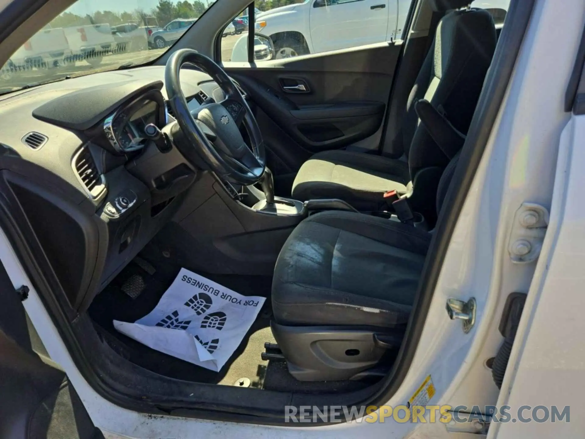 51 Photograph of a damaged car 3GNCJNSB5KL189361 CHEVROLET TRAX 2019