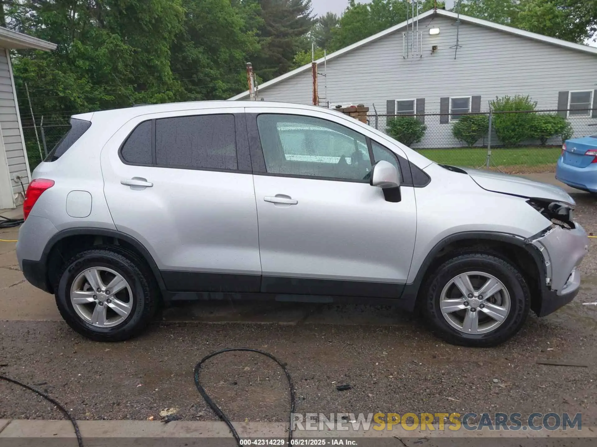 14 Photograph of a damaged car 3GNCJNSB5KL250613 CHEVROLET TRAX 2019