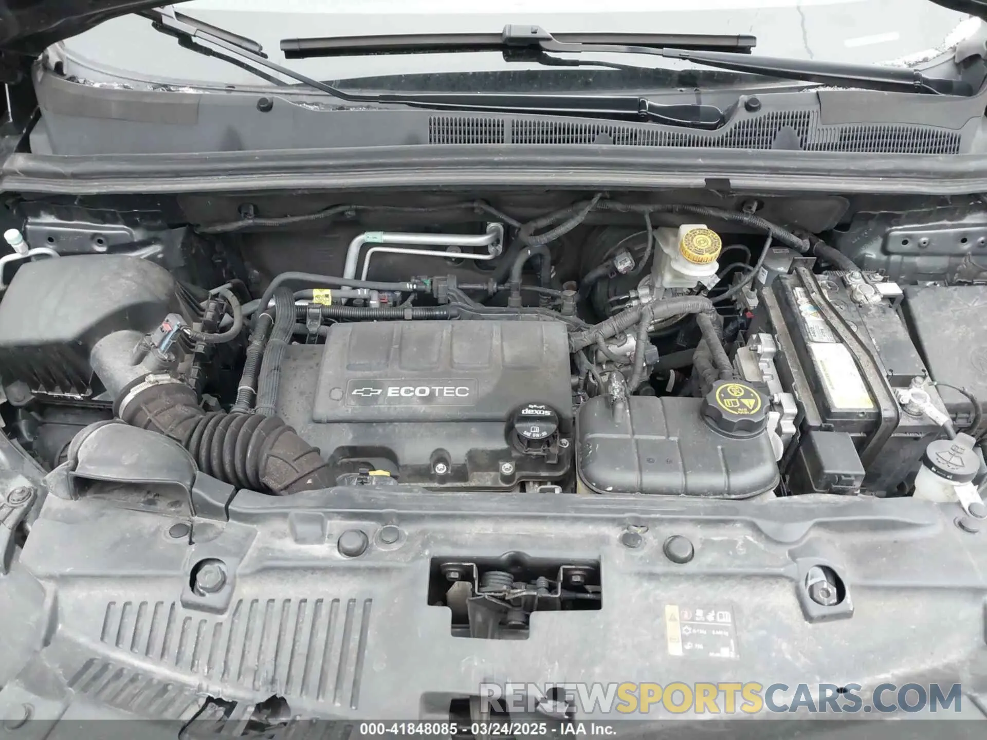 10 Photograph of a damaged car 3GNCJNSB5KL386143 CHEVROLET TRAX 2019