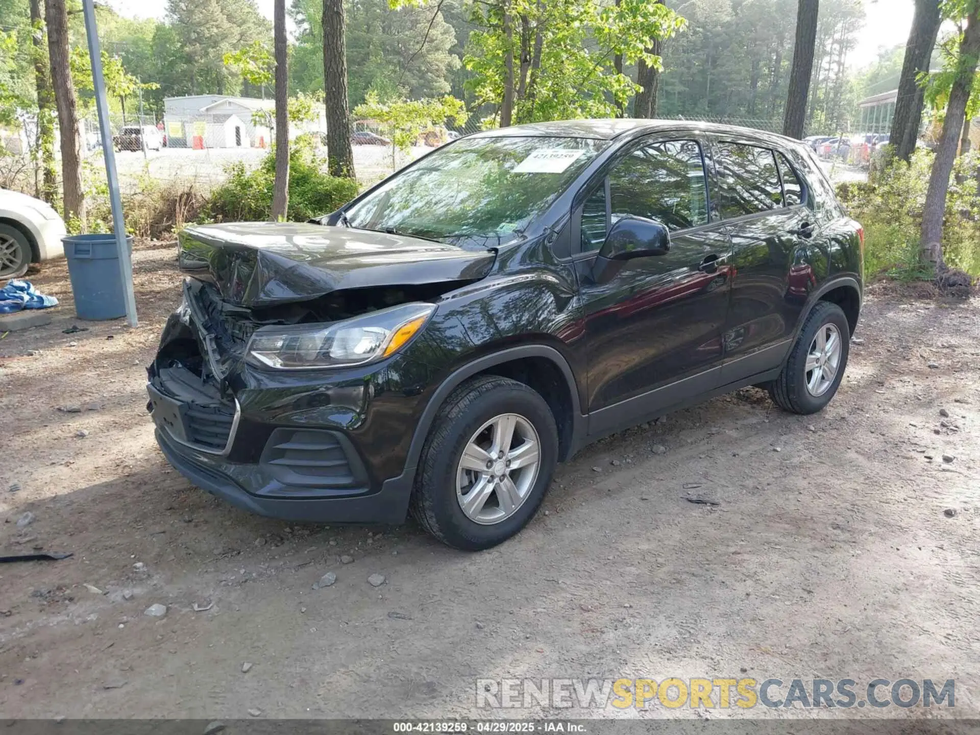 2 Photograph of a damaged car 3GNCJNSB6KL230273 CHEVROLET TRAX 2019