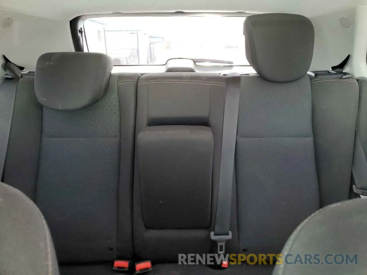 10 Photograph of a damaged car 3GNCJNSB7KL230847 CHEVROLET TRAX 2019