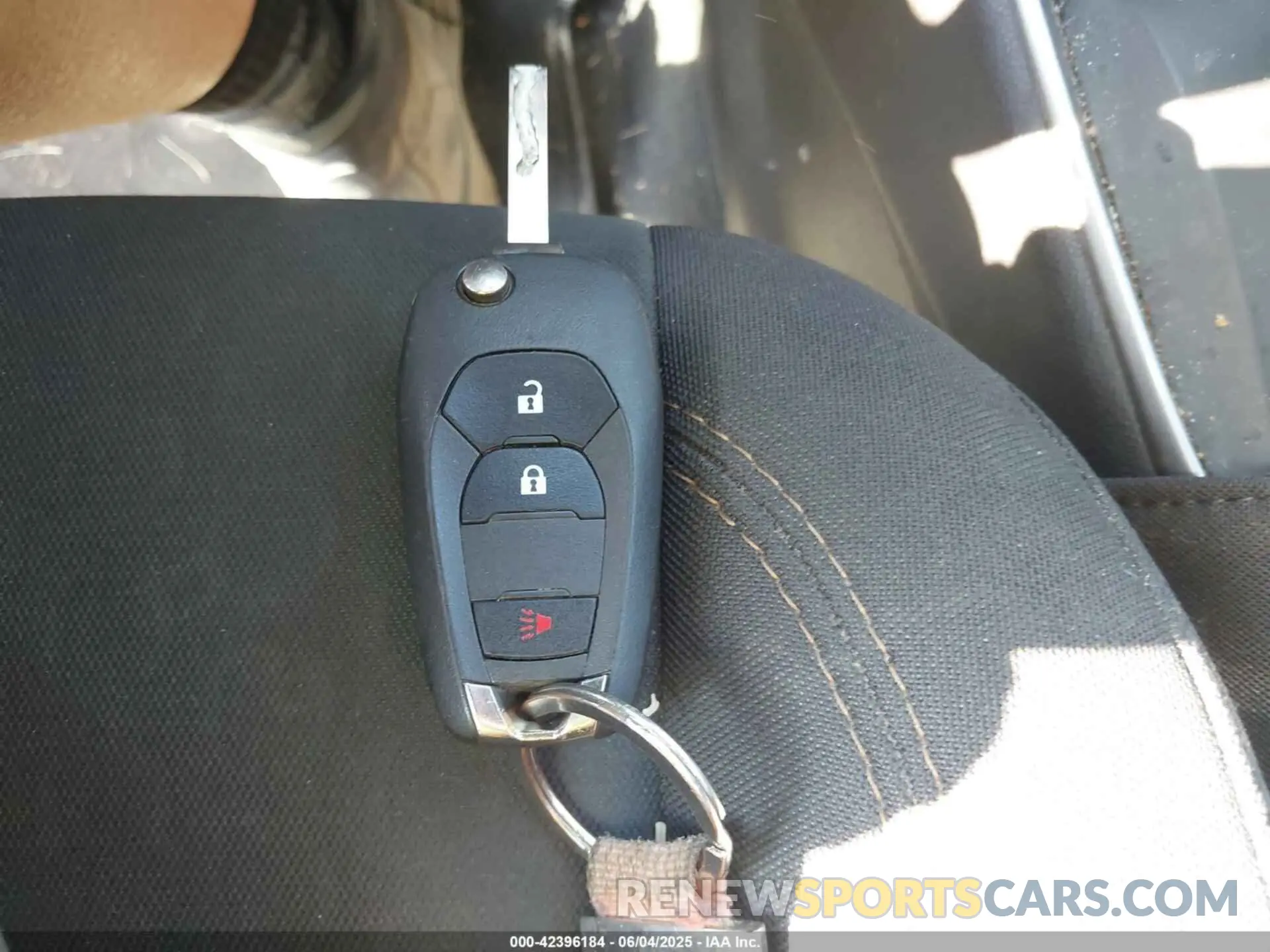 11 Photograph of a damaged car 3GNCJNSB8KL236009 CHEVROLET TRAX 2019