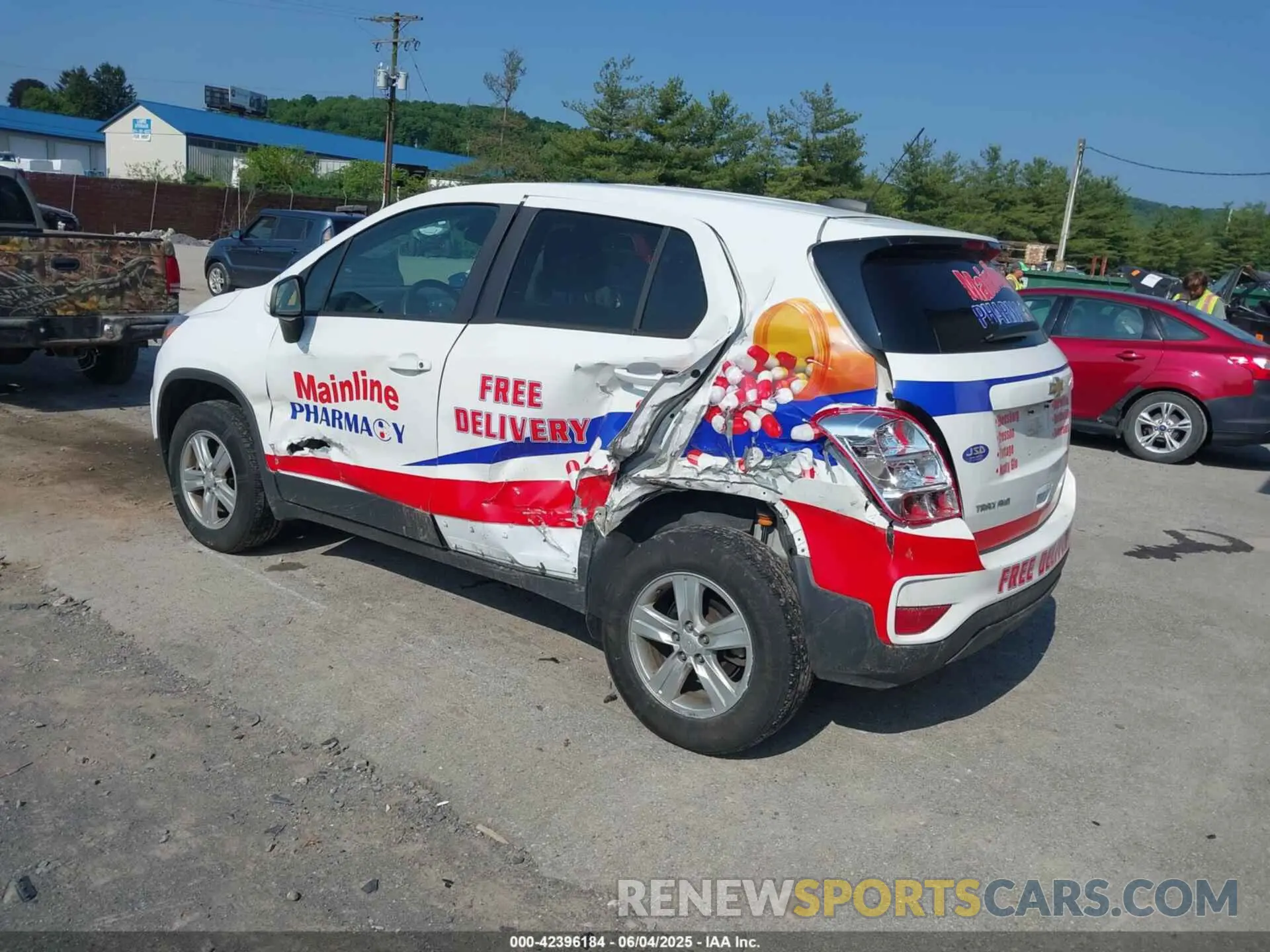 3 Photograph of a damaged car 3GNCJNSB8KL236009 CHEVROLET TRAX 2019