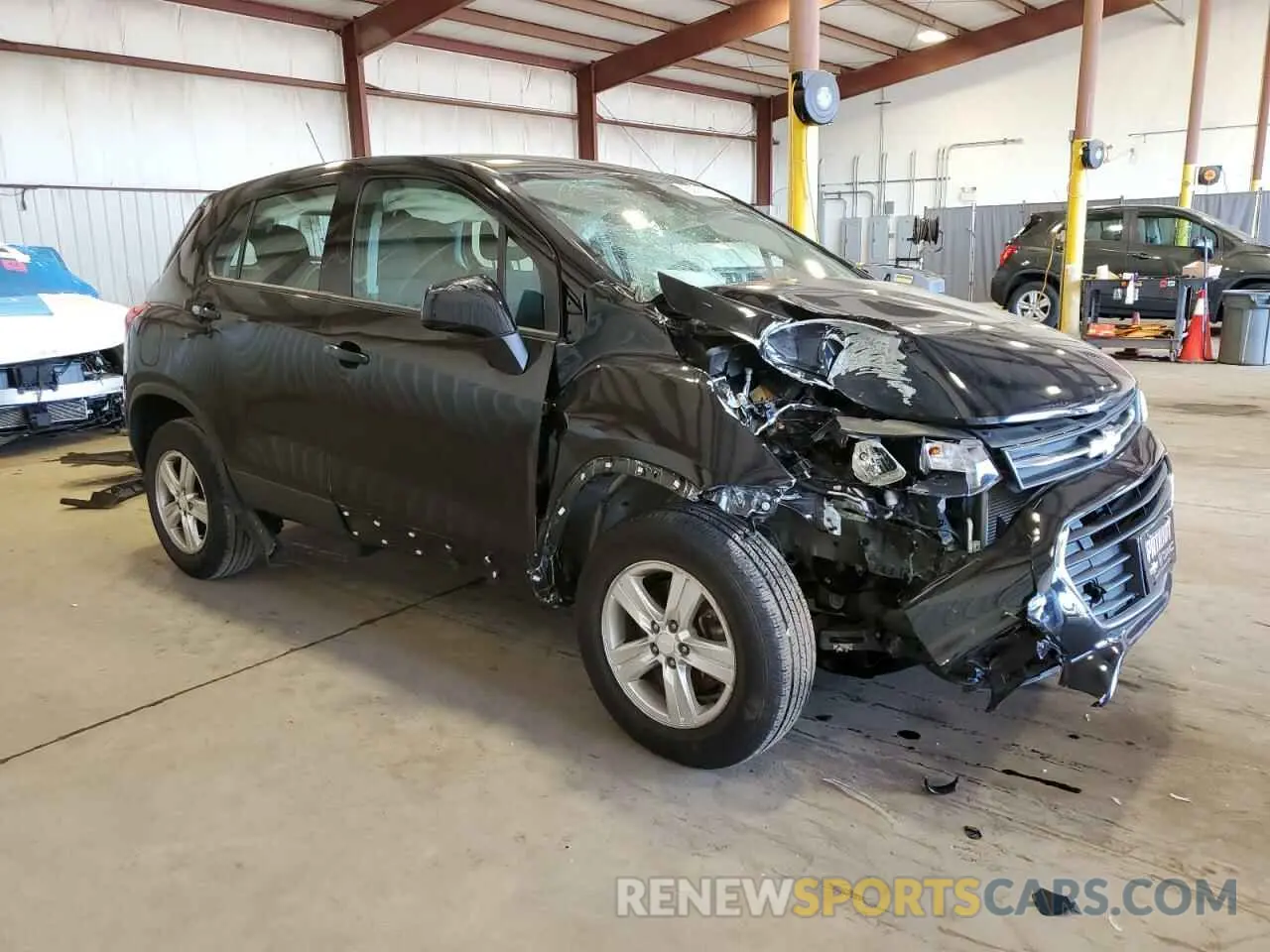 4 Photograph of a damaged car 3GNCJNSB9KL259492 CHEVROLET TRAX 2019