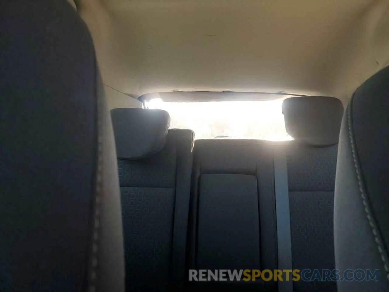 10 Photograph of a damaged car 3GNCJNSBXKL316606 CHEVROLET TRAX 2019