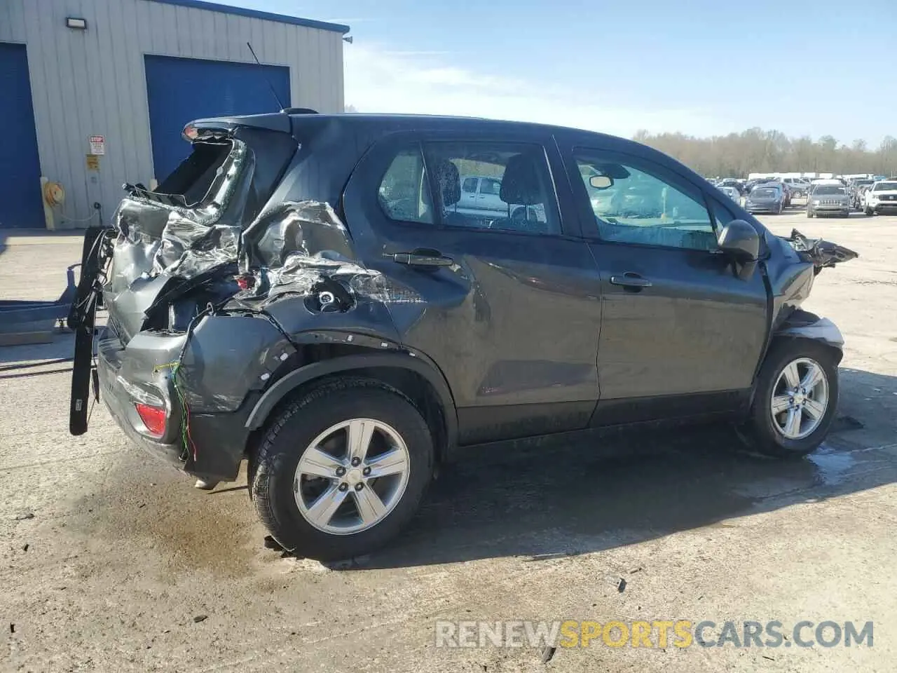 3 Photograph of a damaged car 3GNCJNSBXKL316606 CHEVROLET TRAX 2019