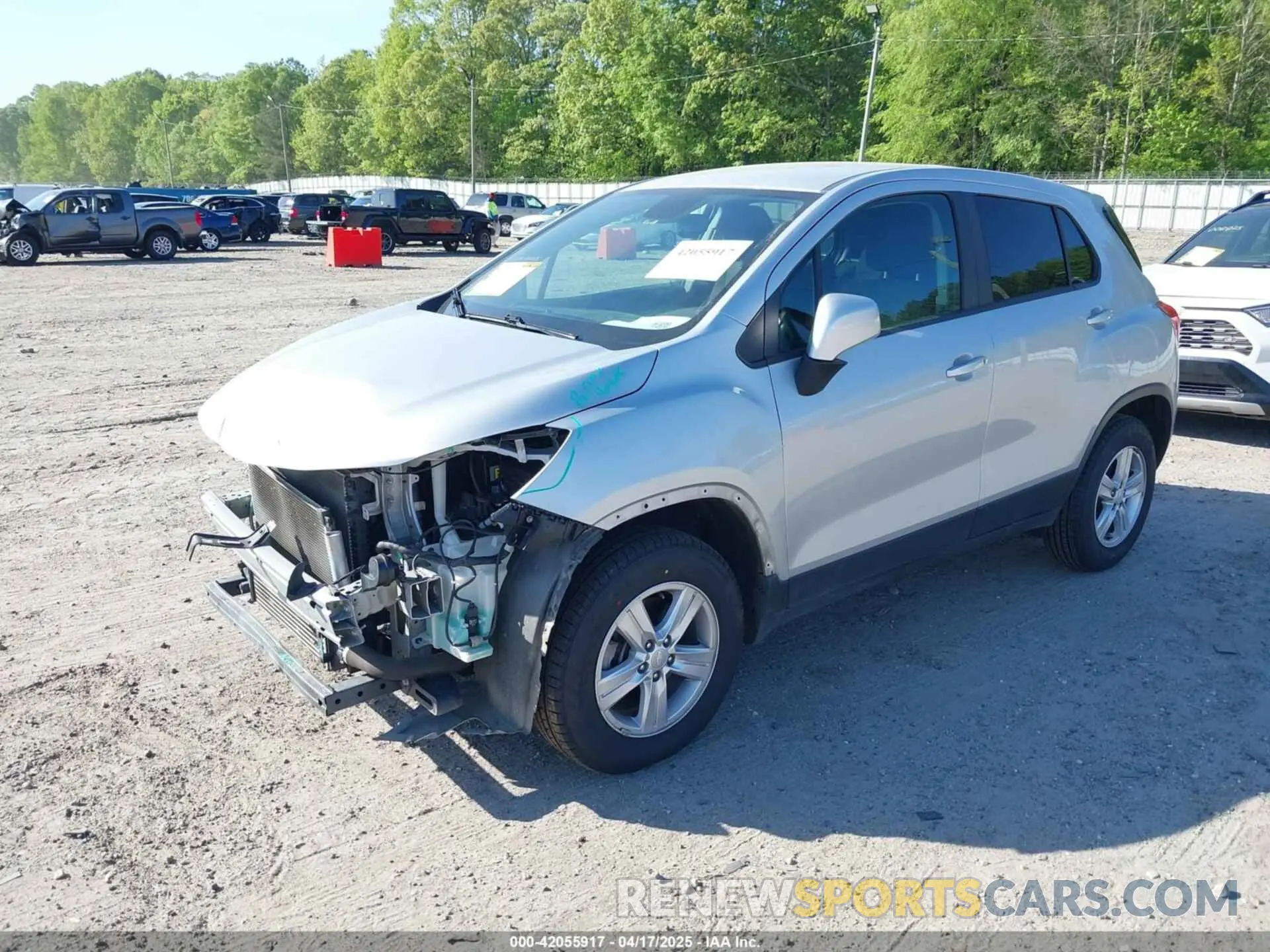 2 Photograph of a damaged car 3GNCJNSBXKL405219 CHEVROLET TRAX 2019