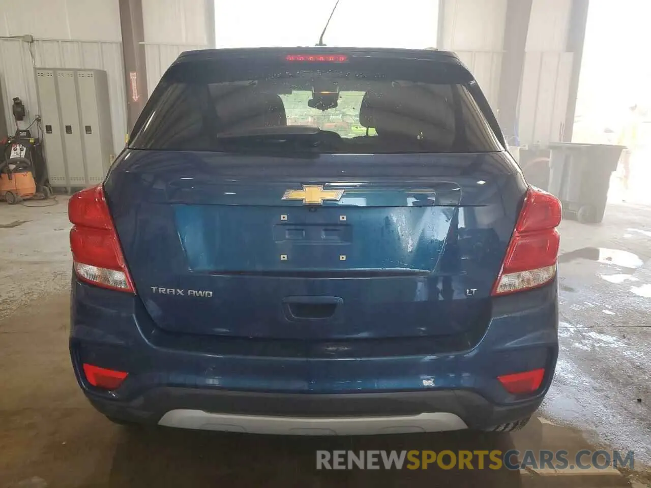 6 Photograph of a damaged car 3GNCJPSB0KL166033 CHEVROLET TRAX 2019
