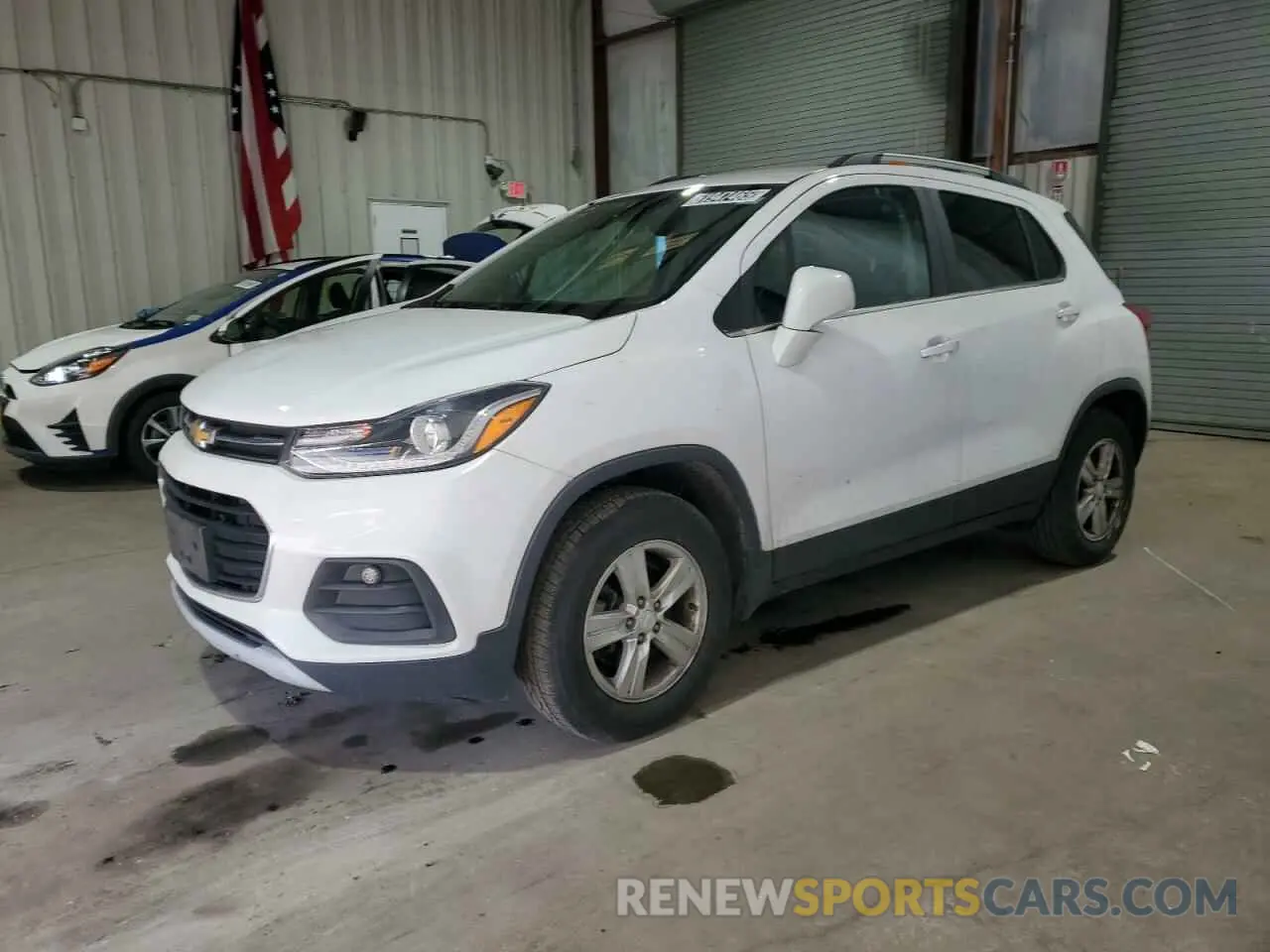 1 Photograph of a damaged car 3GNCJPSB0KL197413 CHEVROLET TRAX 2019