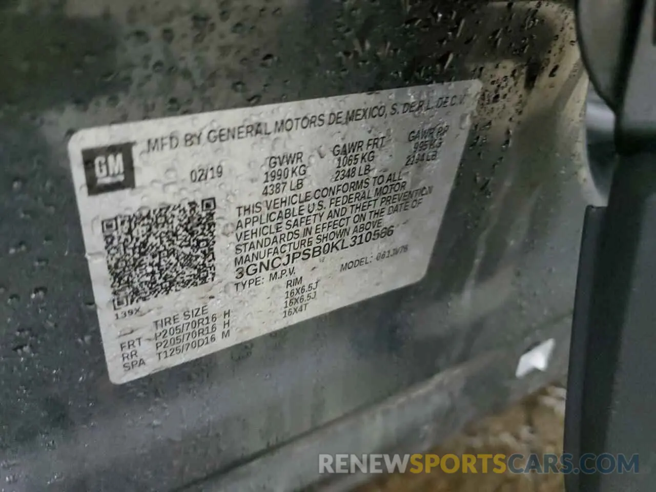 13 Photograph of a damaged car 3GNCJPSB0KL310566 CHEVROLET TRAX 2019