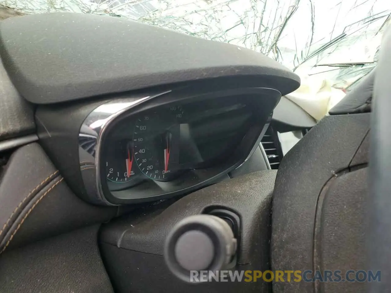 9 Photograph of a damaged car 3GNCJPSB1KL312553 CHEVROLET TRAX 2019