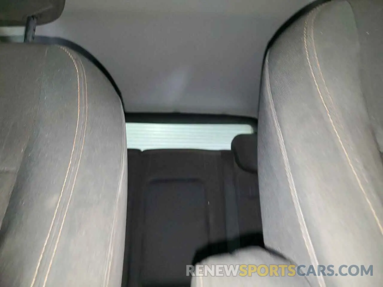 10 Photograph of a damaged car 3GNCJPSB2KL217810 CHEVROLET TRAX 2019