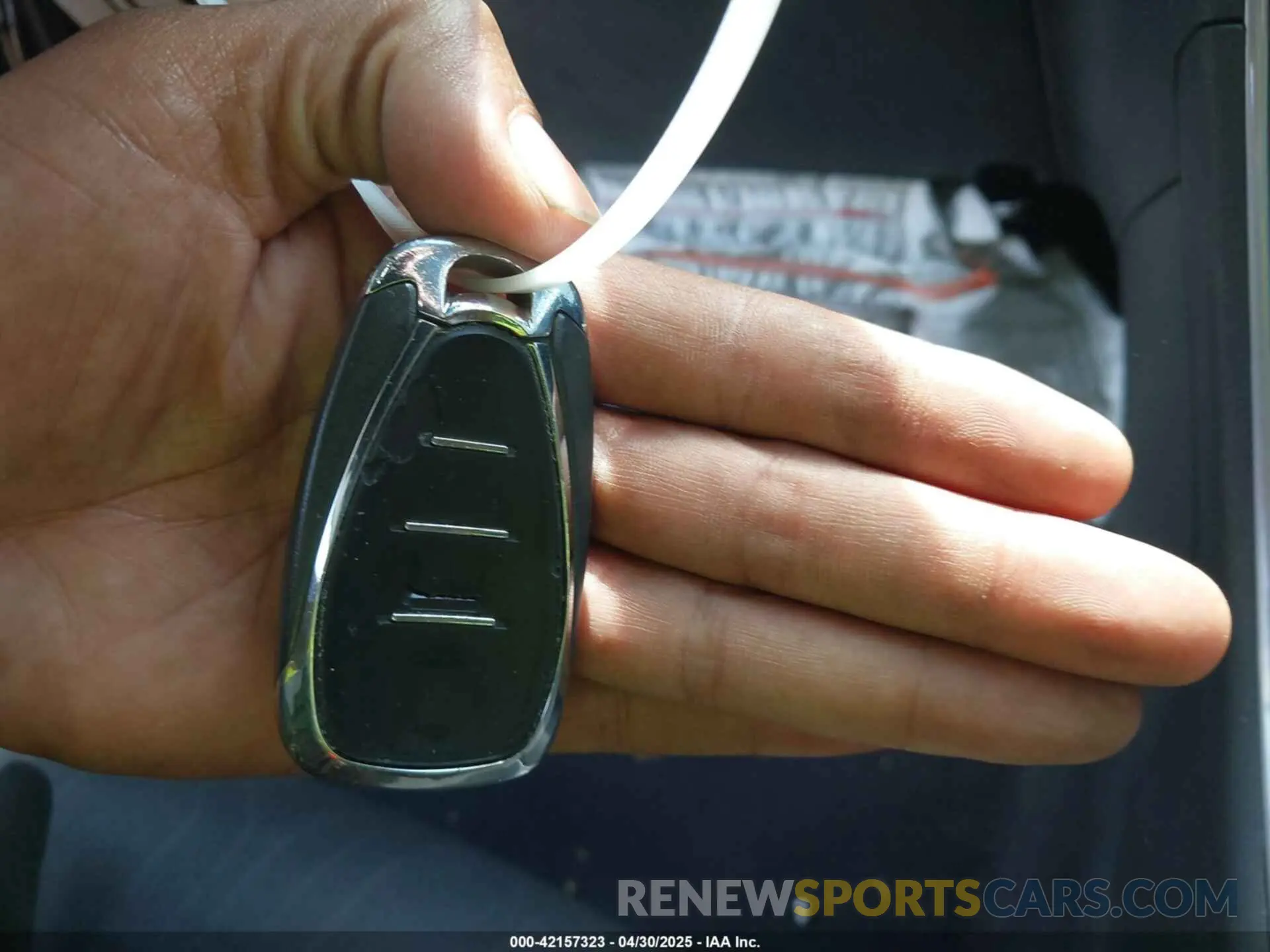 11 Photograph of a damaged car 3GNCJPSB2KL255439 CHEVROLET TRAX 2019
