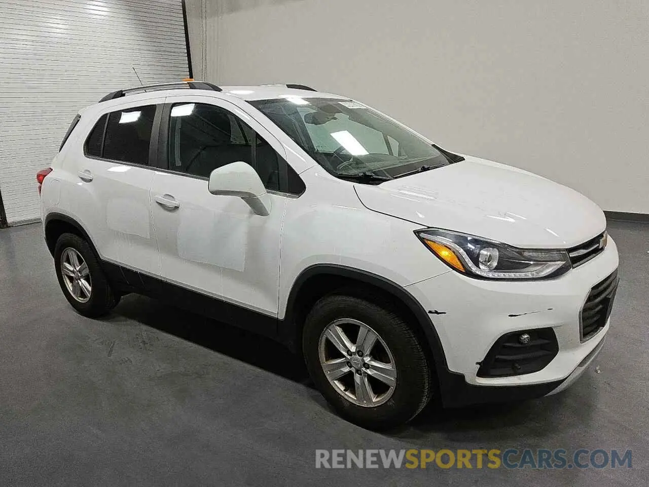 4 Photograph of a damaged car 3GNCJPSB3KL218240 CHEVROLET TRAX 2019