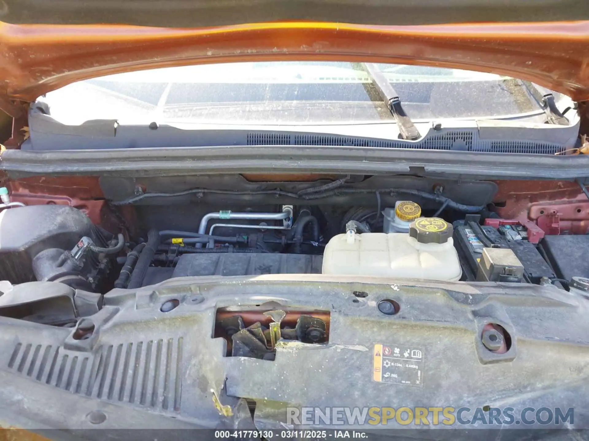 10 Photograph of a damaged car 3GNCJPSB3KL249665 CHEVROLET TRAX 2019