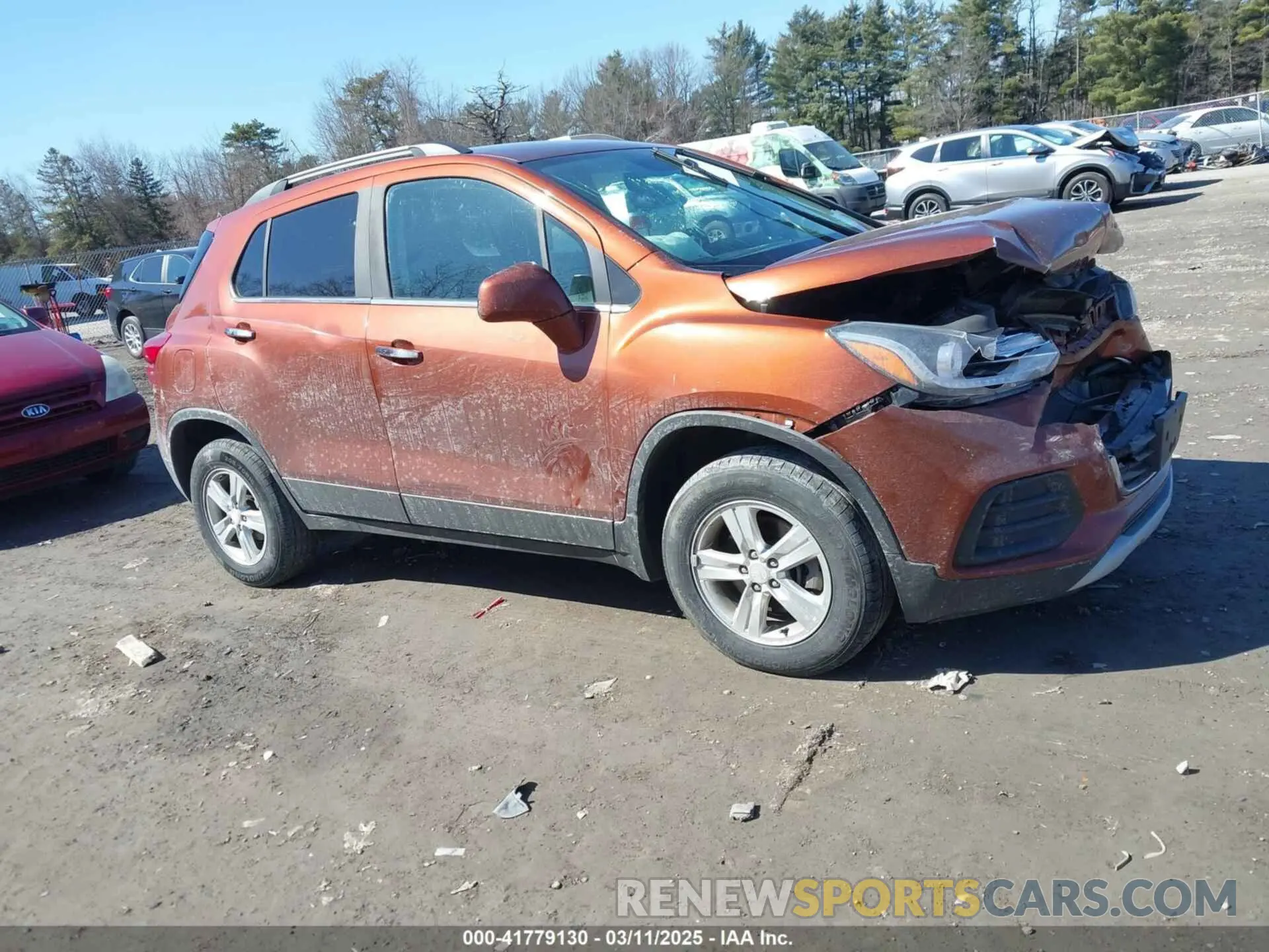13 Photograph of a damaged car 3GNCJPSB3KL249665 CHEVROLET TRAX 2019