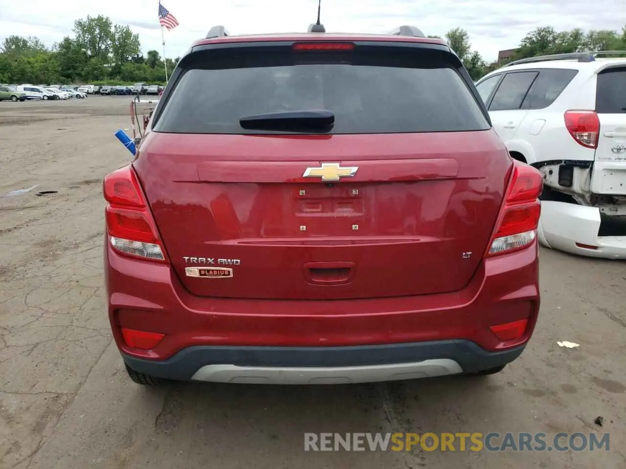 6 Photograph of a damaged car 3GNCJPSB3KL385715 CHEVROLET TRAX 2019