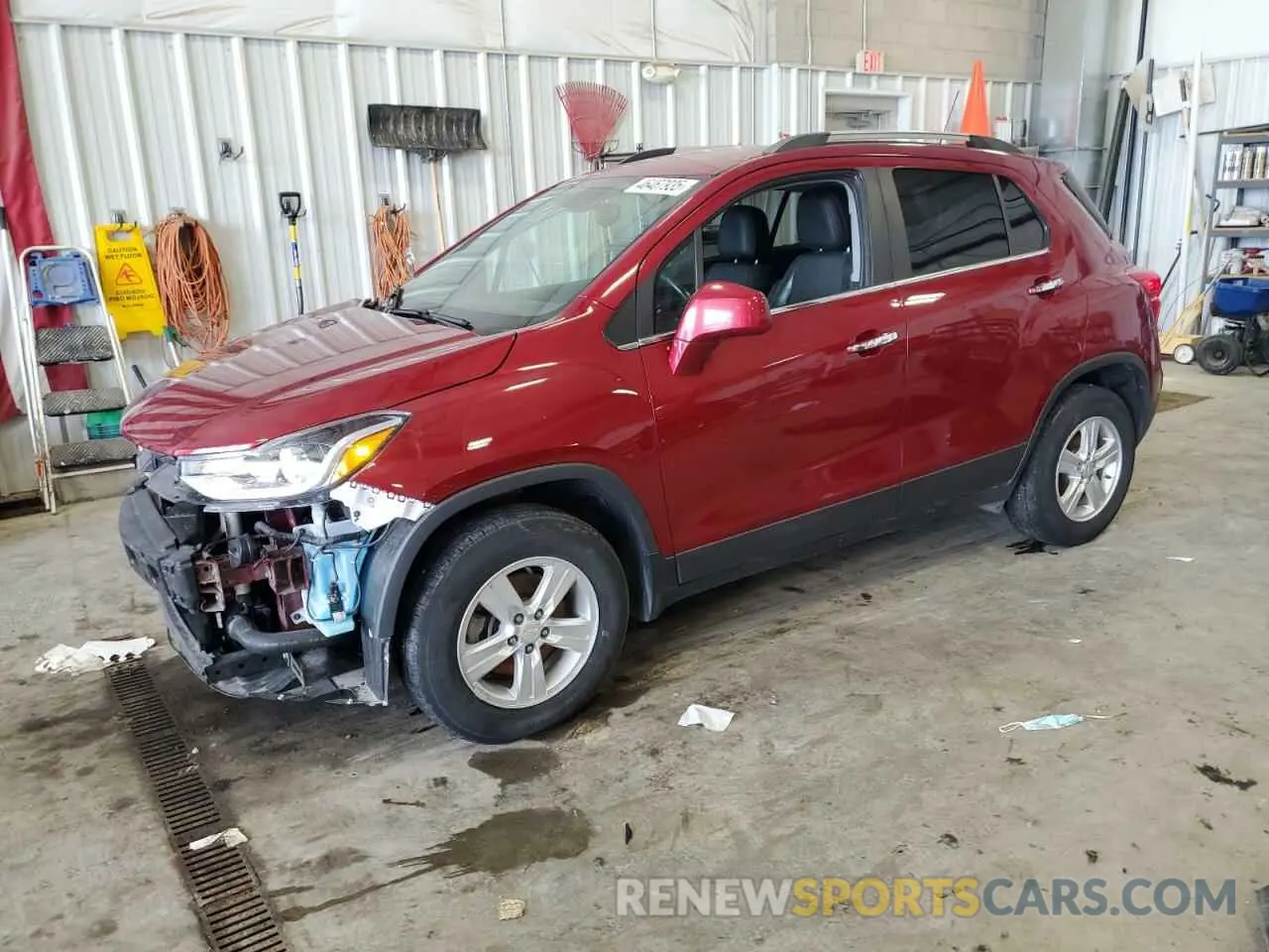 1 Photograph of a damaged car 3GNCJPSB5KL112064 CHEVROLET TRAX 2019
