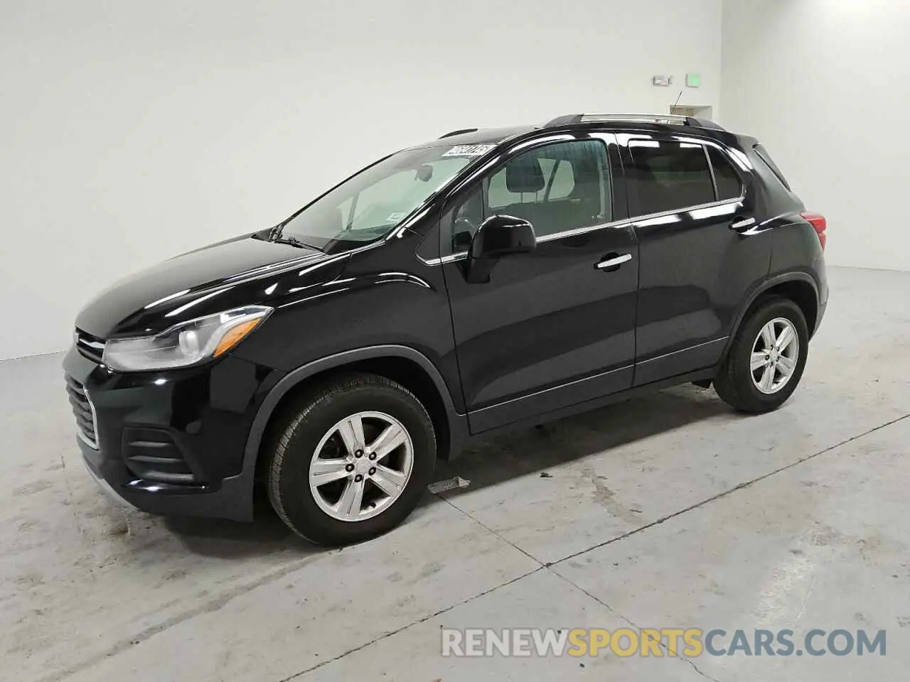 1 Photograph of a damaged car 3GNCJPSB5KL152015 CHEVROLET TRAX 2019