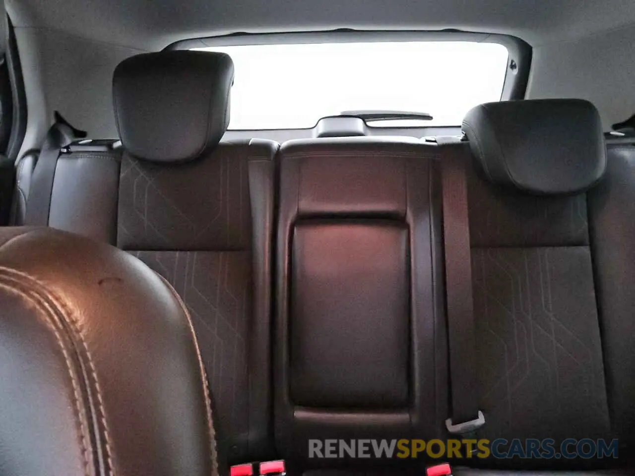 10 Photograph of a damaged car 3GNCJPSB5KL152015 CHEVROLET TRAX 2019