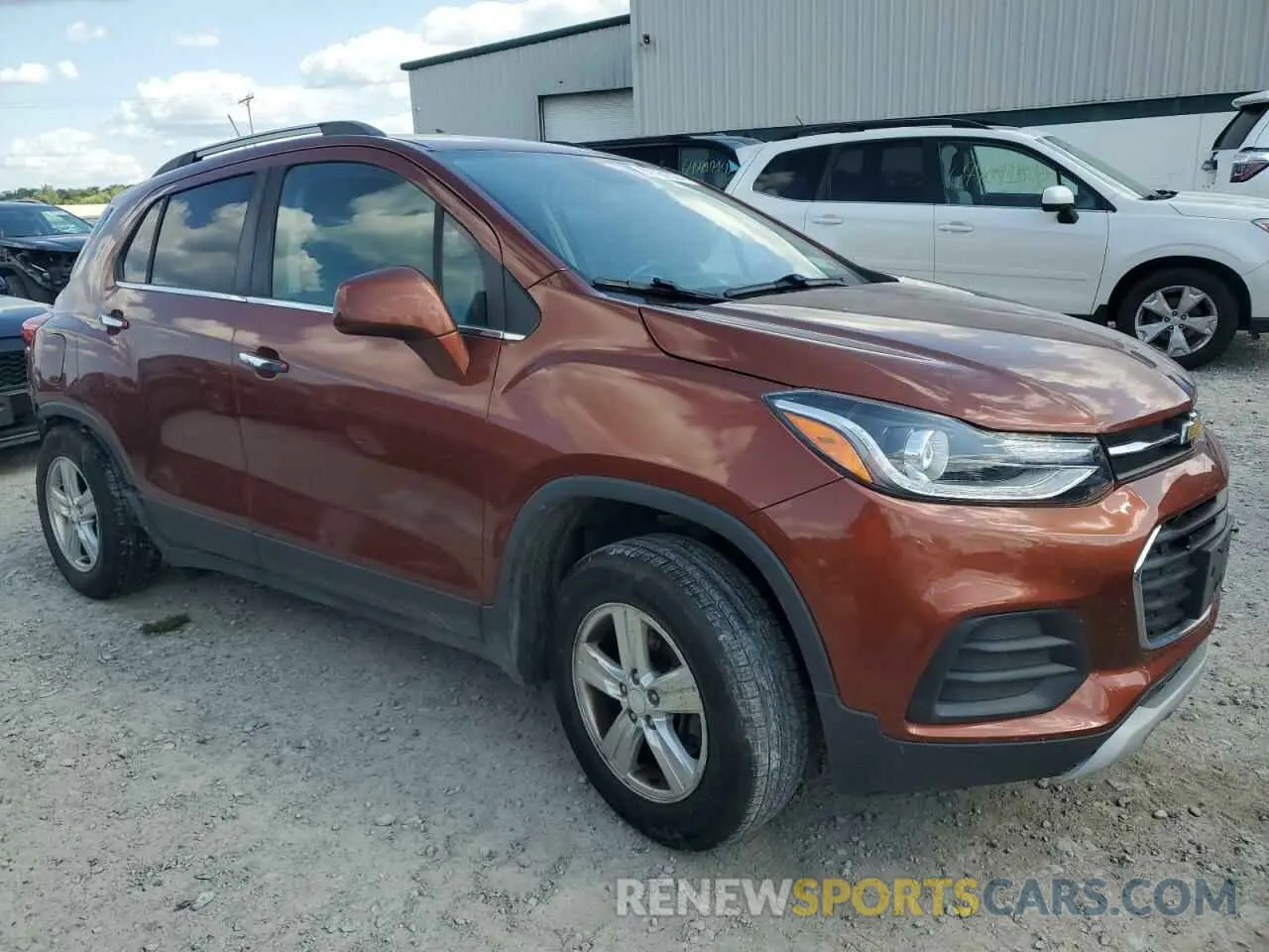 4 Photograph of a damaged car 3GNCJPSB5KL239185 CHEVROLET TRAX 2019