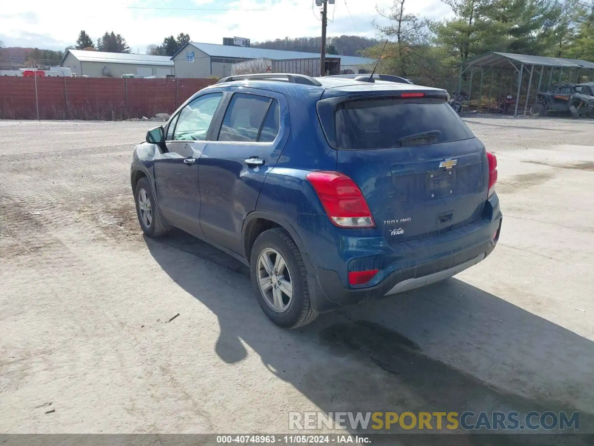 3 Photograph of a damaged car 3GNCJPSB5KL261817 CHEVROLET TRAX 2019