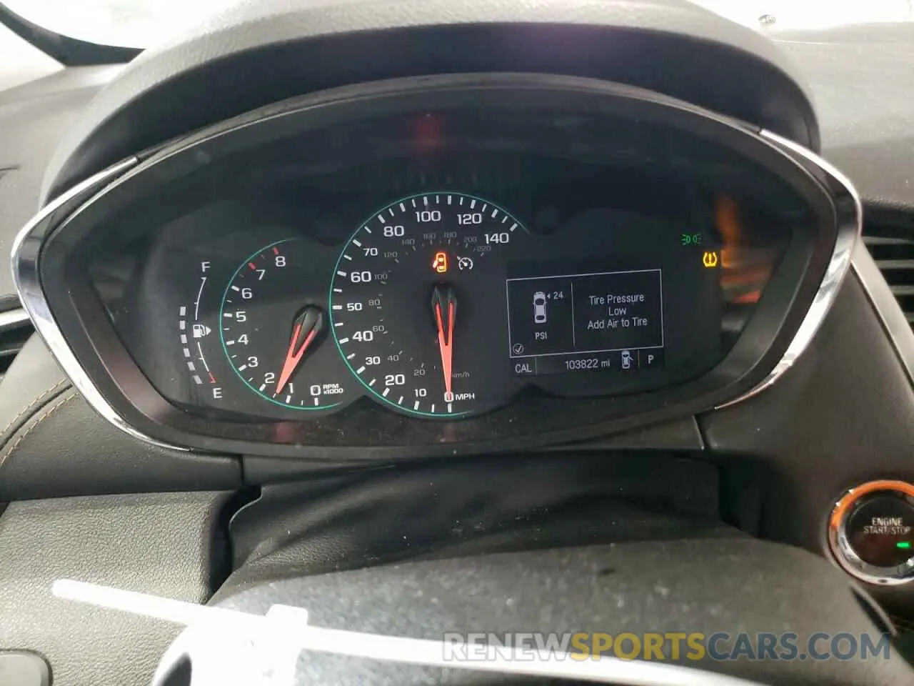 9 Photograph of a damaged car 3GNCJPSB6KL387393 CHEVROLET TRAX 2019