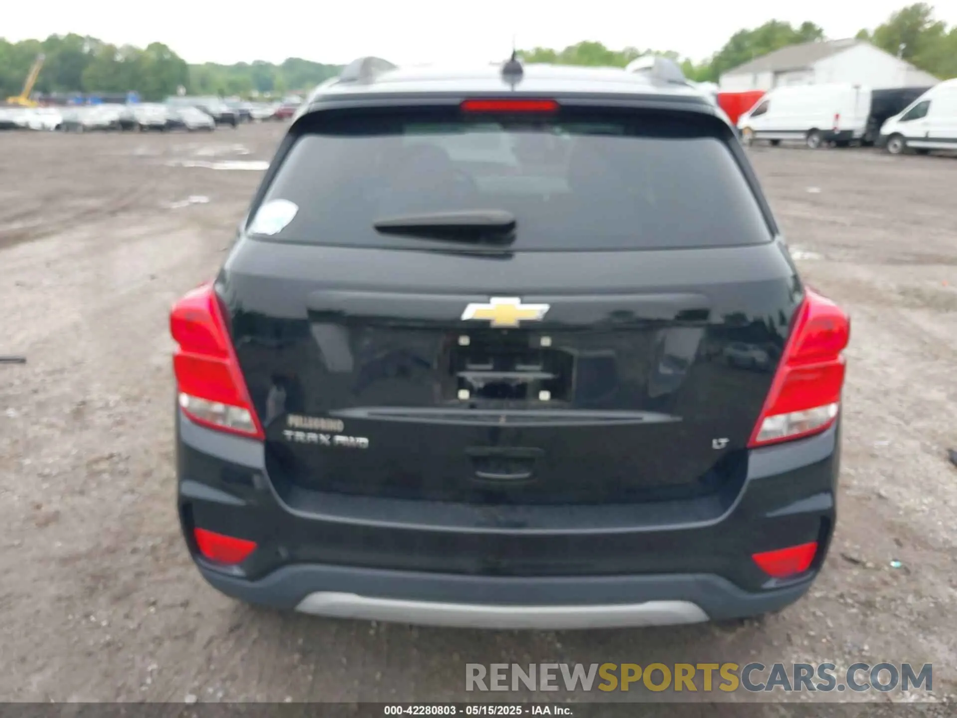 16 Photograph of a damaged car 3GNCJPSB6KL404838 CHEVROLET TRAX 2019