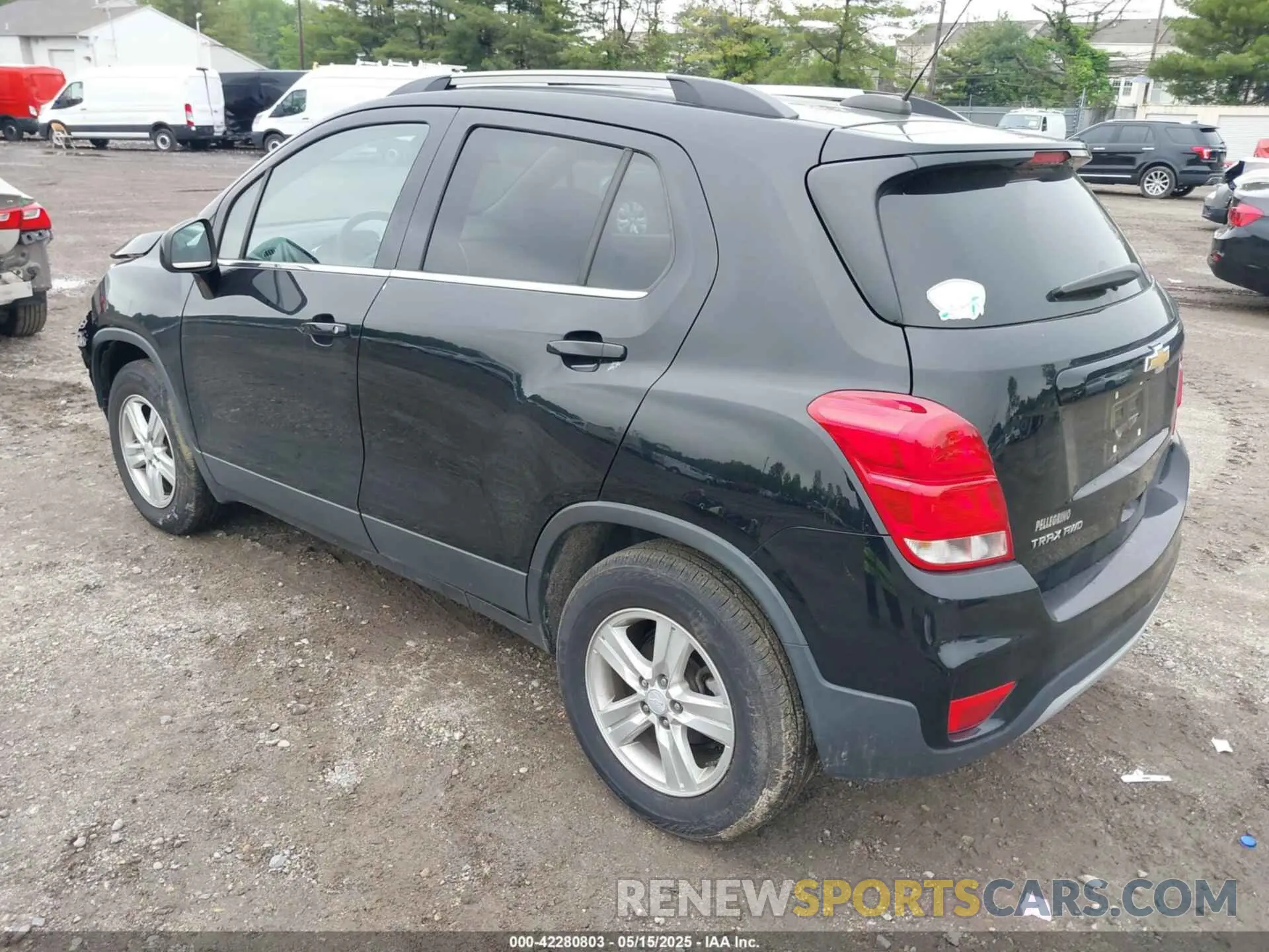 3 Photograph of a damaged car 3GNCJPSB6KL404838 CHEVROLET TRAX 2019