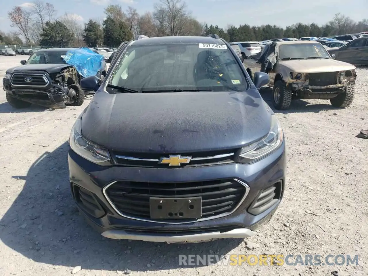 5 Photograph of a damaged car 3GNCJPSB8KL275369 CHEVROLET TRAX 2019