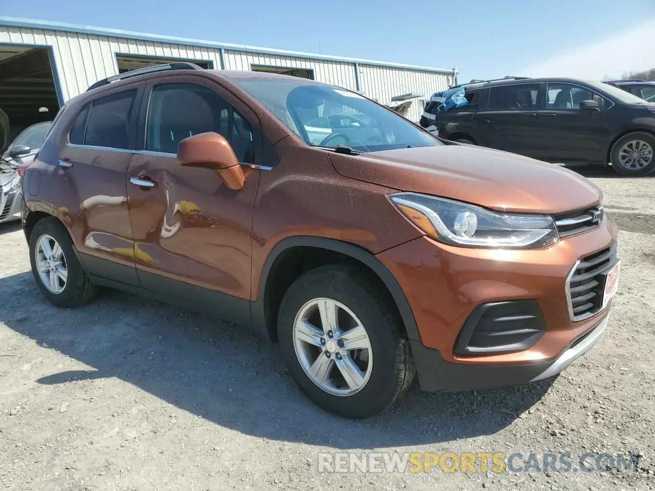 4 Photograph of a damaged car 3GNCJPSB8KL306913 CHEVROLET TRAX 2019