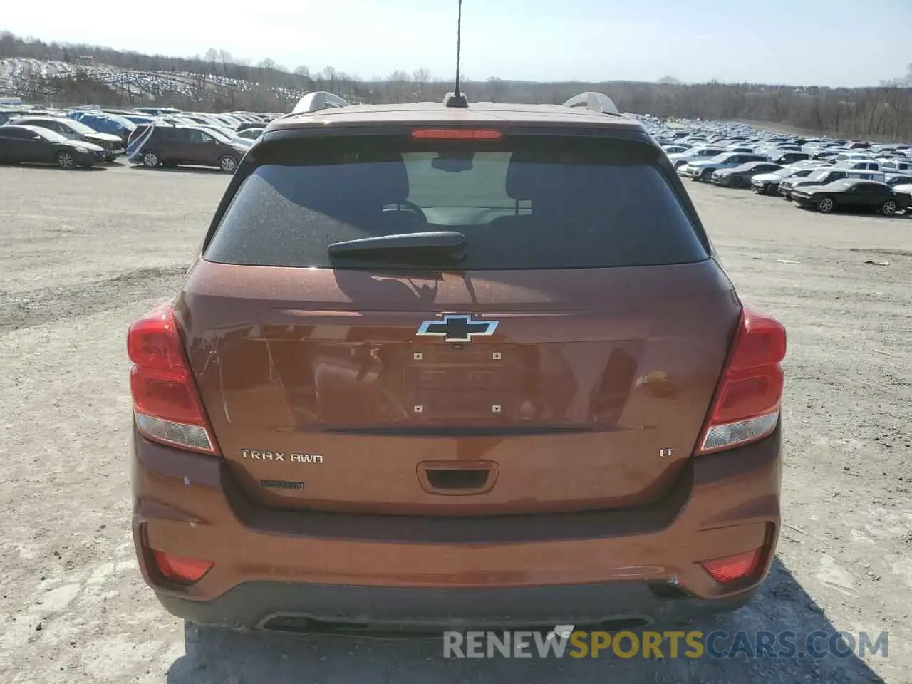 6 Photograph of a damaged car 3GNCJPSB8KL306913 CHEVROLET TRAX 2019