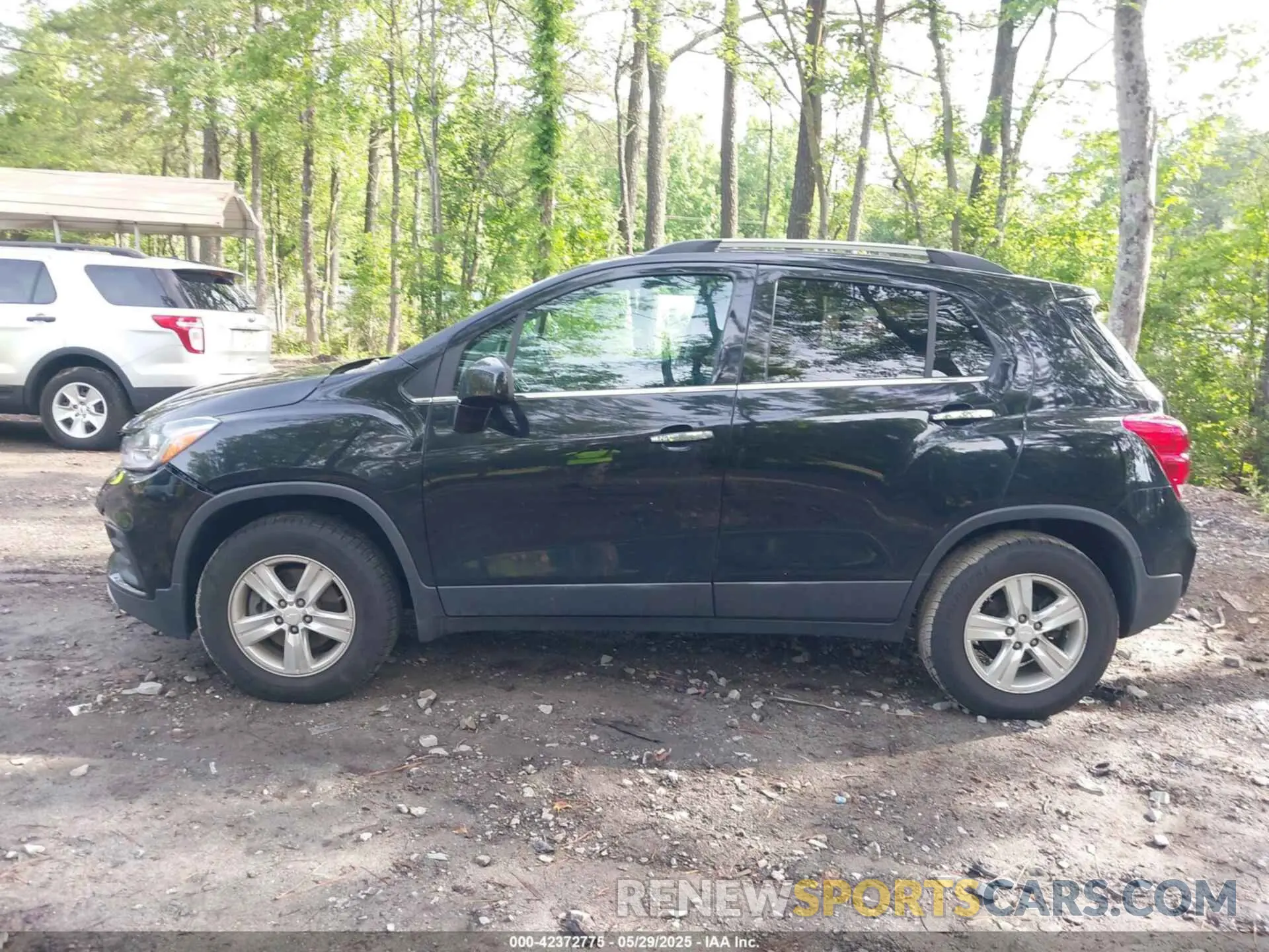 15 Photograph of a damaged car 3GNCJPSB9KL291421 CHEVROLET TRAX 2019