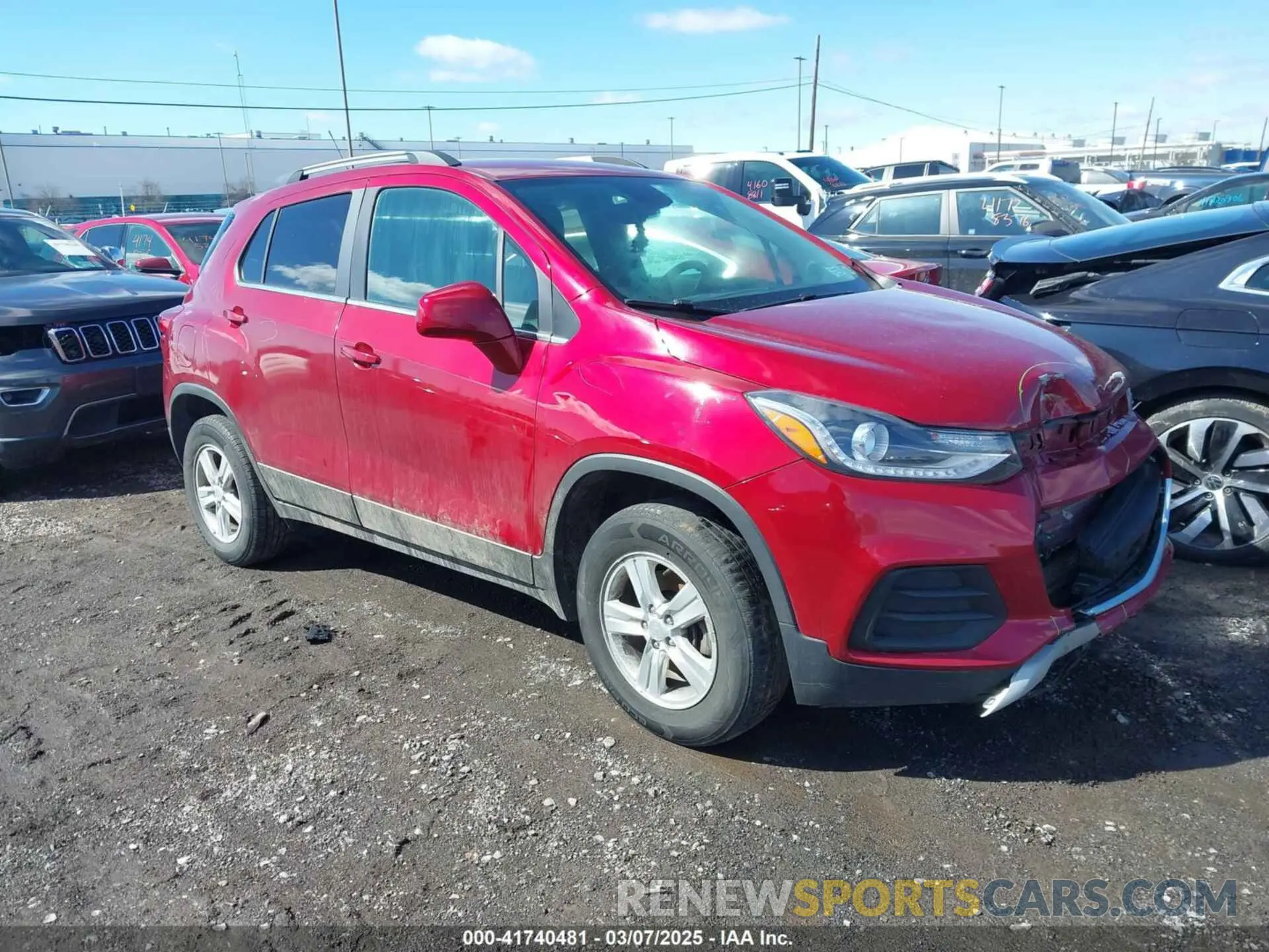 1 Photograph of a damaged car 3GNCJPSBXKL367504 CHEVROLET TRAX 2019