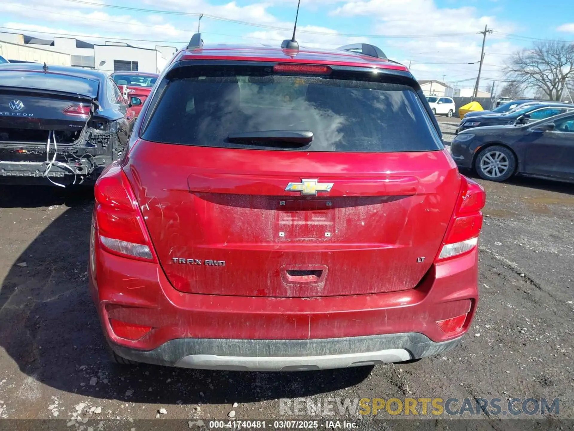 16 Photograph of a damaged car 3GNCJPSBXKL367504 CHEVROLET TRAX 2019