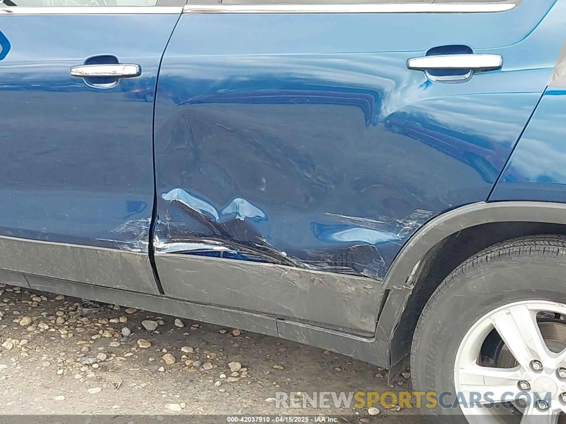 6 Photograph of a damaged car 3GNCJPSBXKL398476 CHEVROLET TRAX 2019