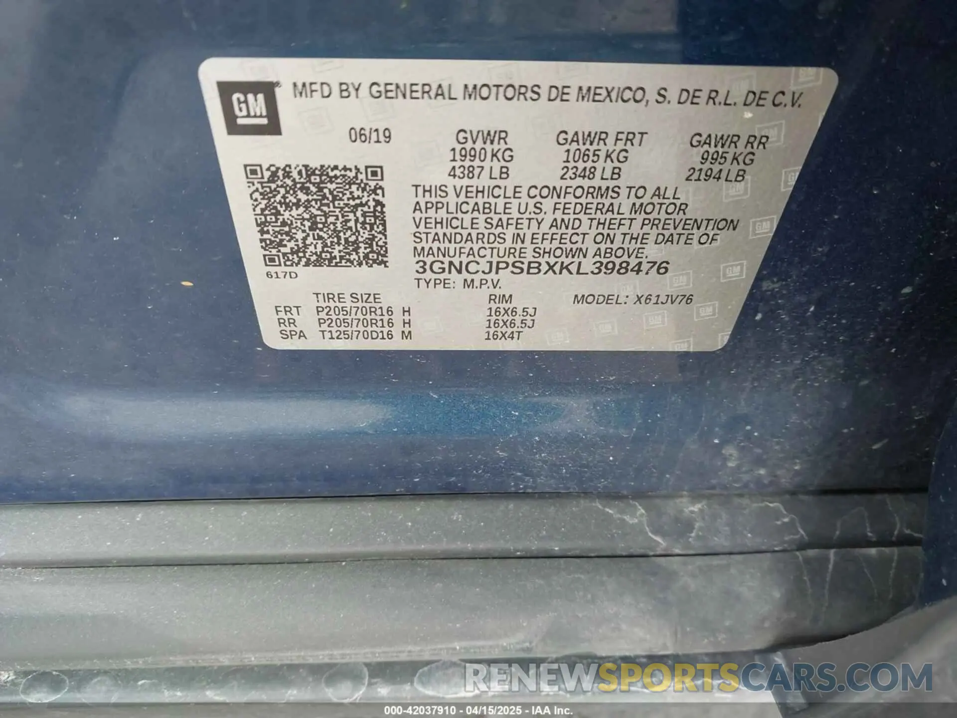 9 Photograph of a damaged car 3GNCJPSBXKL398476 CHEVROLET TRAX 2019