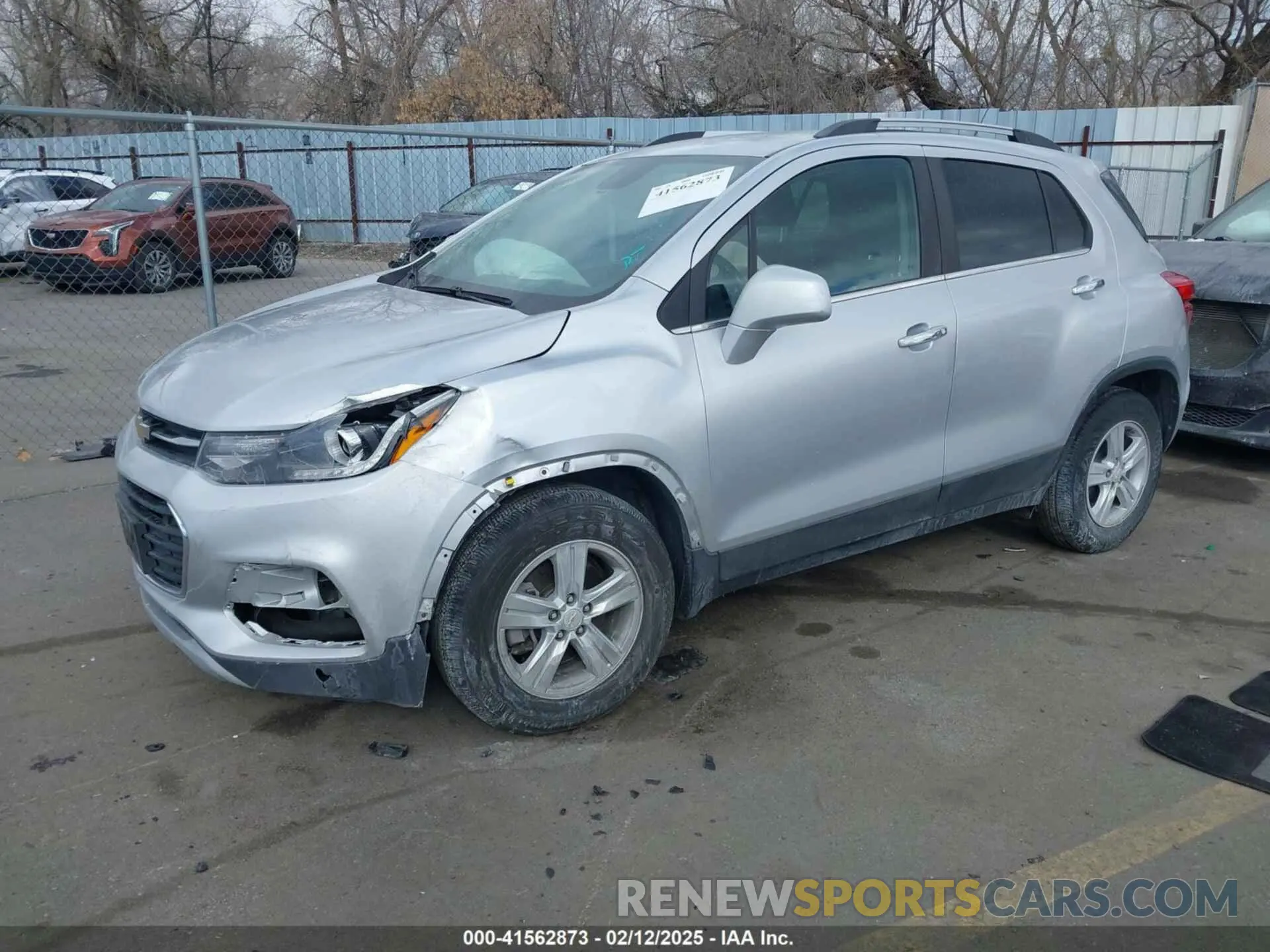 2 Photograph of a damaged car KL7CJLSB0KB753820 CHEVROLET TRAX 2019