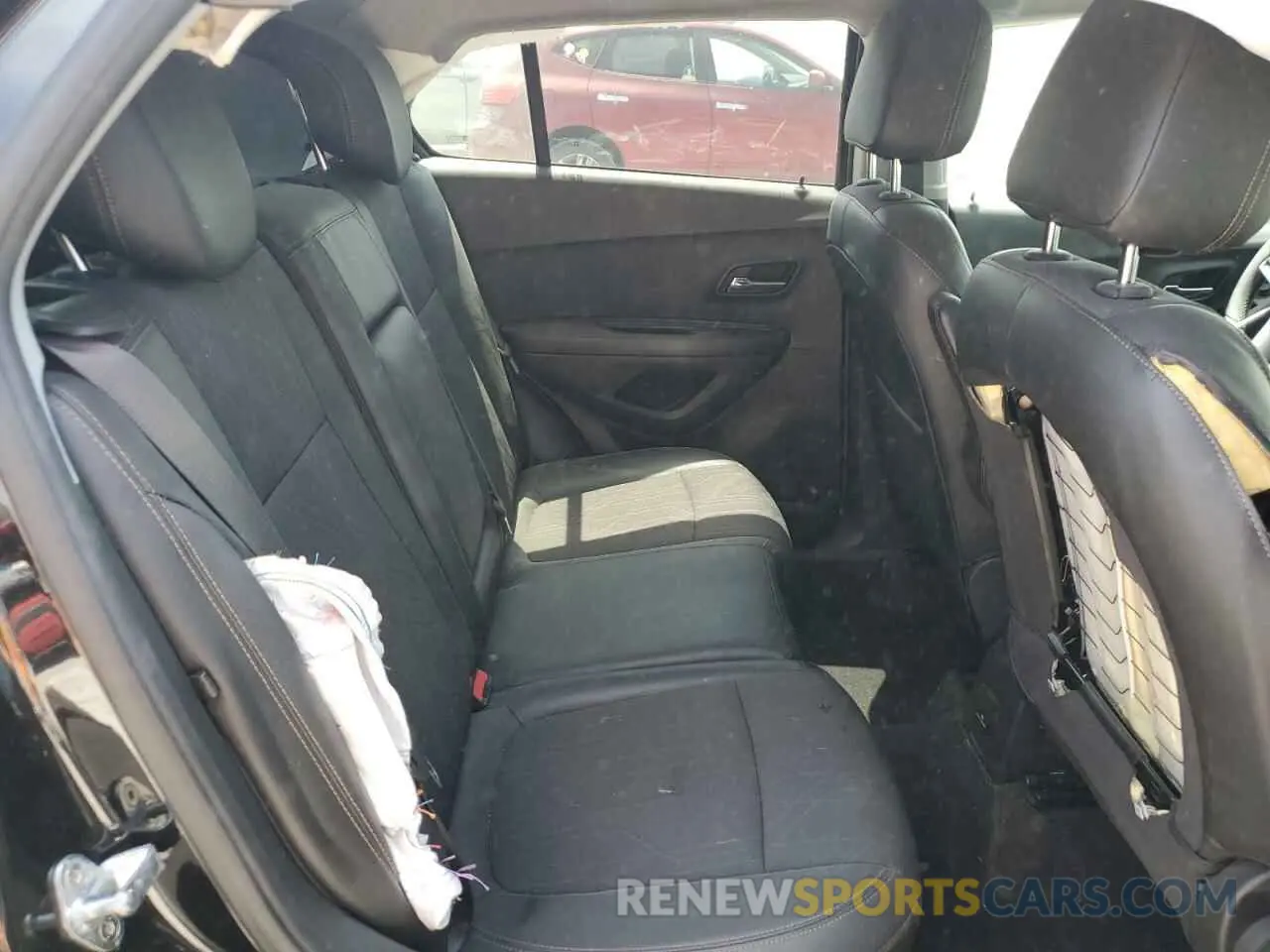 11 Photograph of a damaged car KL7CJLSB0KB782508 CHEVROLET TRAX 2019