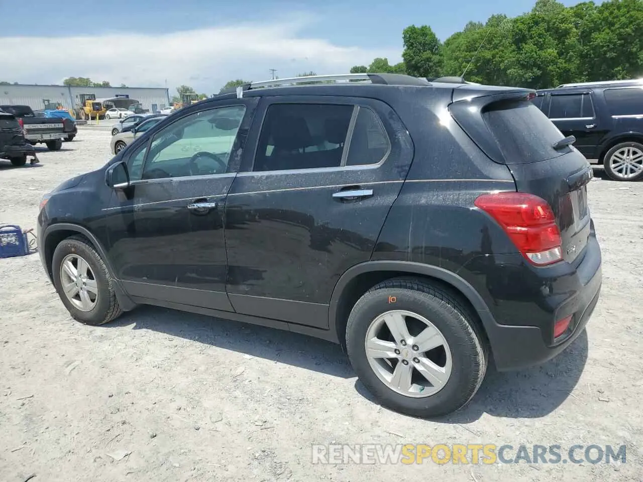 2 Photograph of a damaged car KL7CJLSB0KB782508 CHEVROLET TRAX 2019