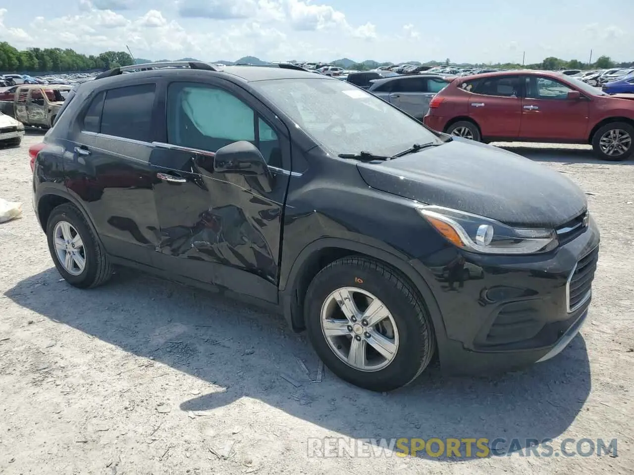 4 Photograph of a damaged car KL7CJLSB0KB782508 CHEVROLET TRAX 2019